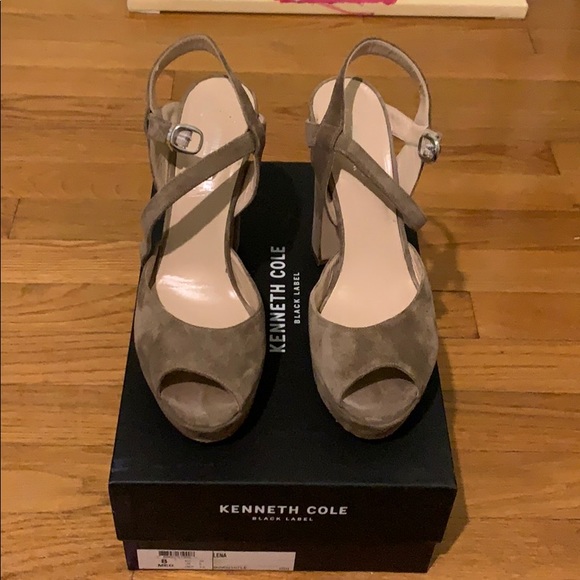 Kenneth Cole BLACK LABEL Chunky Suede Heels - Picture 1 of 5